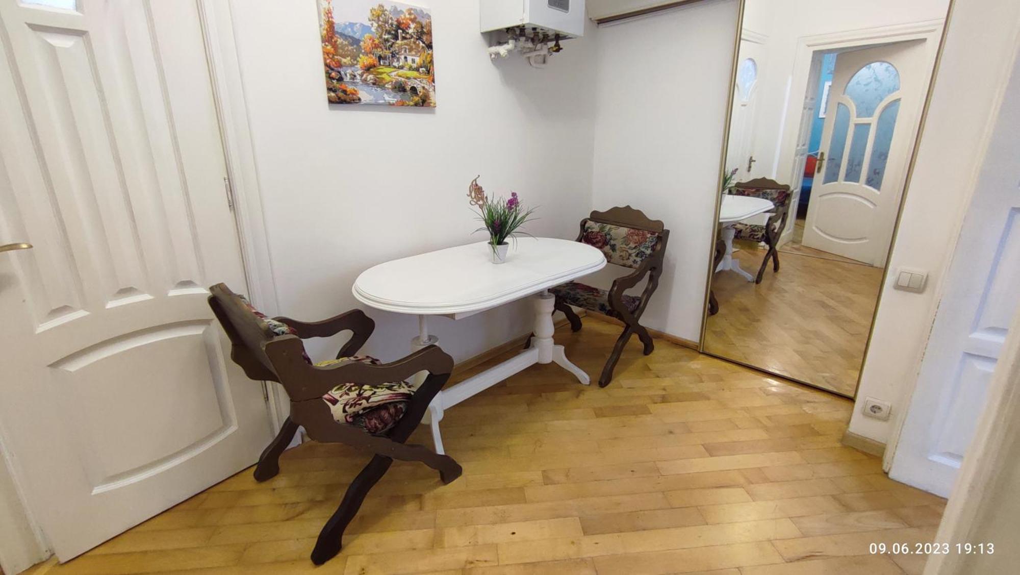 Best Apartment Plosha Rynok Lviv Quarto foto